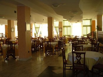 Club Malaspina Bosa Bagian luar foto